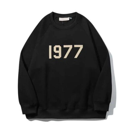 Fear Of God Essential 1977 Crewneck Black Sweatshirt – a stylish and comfortable fashion piece.